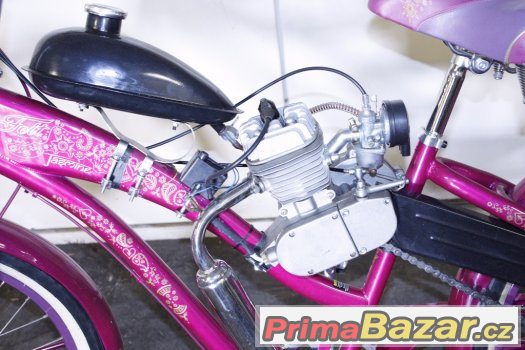 Jízdní kolo FELT Retro s přídavným motorem 80ccm Jízdní kolo FELT Retro s přídavným motorem 80ccm