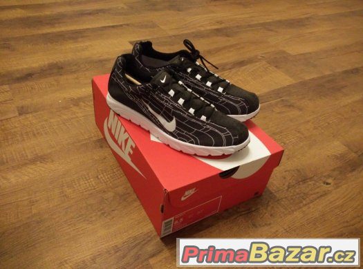 NIKE MAYFLY zcela nové, nepoužité (US 8.5, EUR 42, CM 26.5). NIKE MAYFLY zcela nové, nepoužité (US 8.5, EUR 42, CM 26.5).