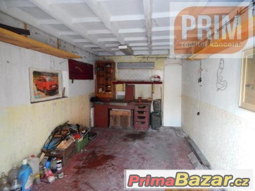 Garáž uU Rybníka, Klášterec Garáž uU Rybníka, Klášterec