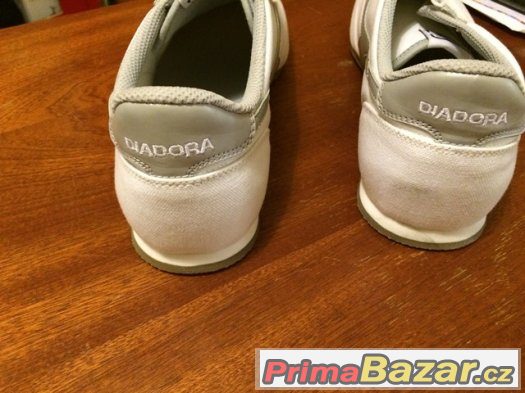 Zcela nové boty Diadora, Italská značka - sportovní elegance Zcela nové boty Diadora, Italská značka - sportovní elegance