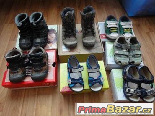 dětské boty 31 kusů po 1 dítěti, velikost 0-27, nošené jen k