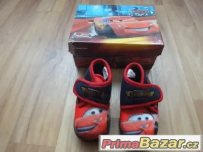 Nové dětské bačkůrky s motivem Cars vel. 20. Délka stélky cc
