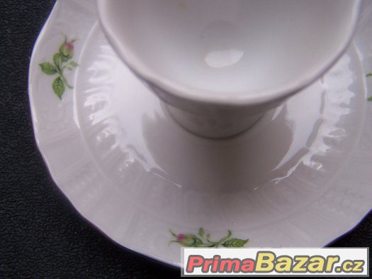 Porcelánový stojánek na vejce Porcelánový stojánek na vejce