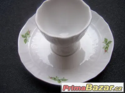 Porcelánový stojánek na vejce