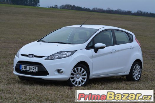 Krásný Ford Fiesta -nebouraný,se servisní knížkou,původ ČR