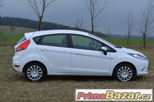 Krásný Ford Fiesta -nebouraný,se servisní knížkou,původ ČR