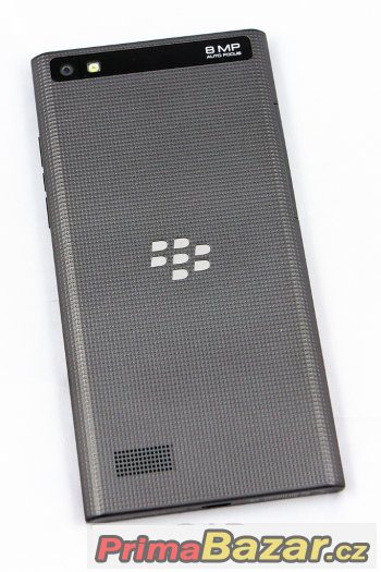 Mobilní telefon: BlackBerry Leap