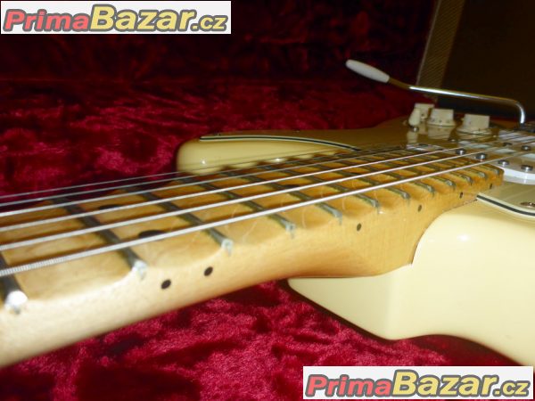 FENDER Yngwie Malmsteen Stratocaster