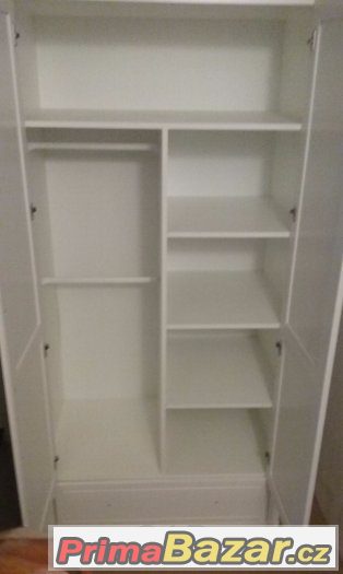 Skřiň Skřiň