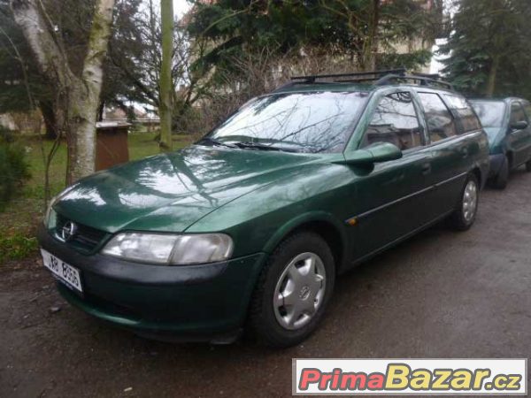 Zachovalý Opel Vectra combi EB 11