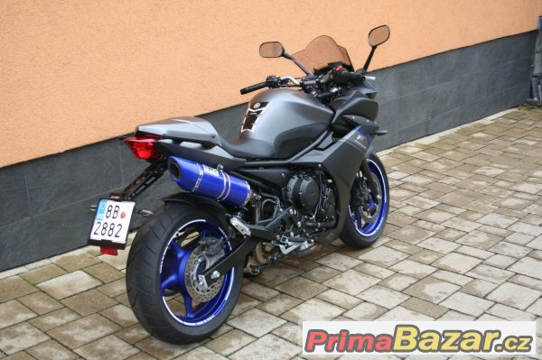 Yamaha XJ6 Diversion F, top stav