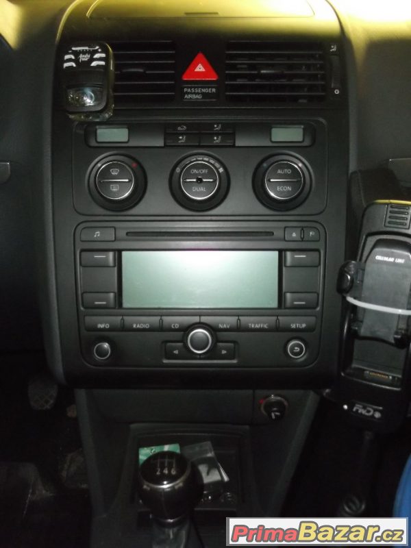 VW Touran 2,0 103kW NAVI, Klima VW Touran 2,0 103kW NAVI, Klima
