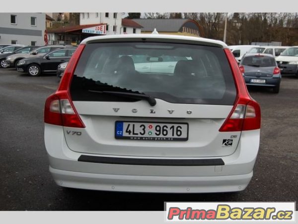 Volvo V70, 2.4  D5 Momentum, kombi, nafta