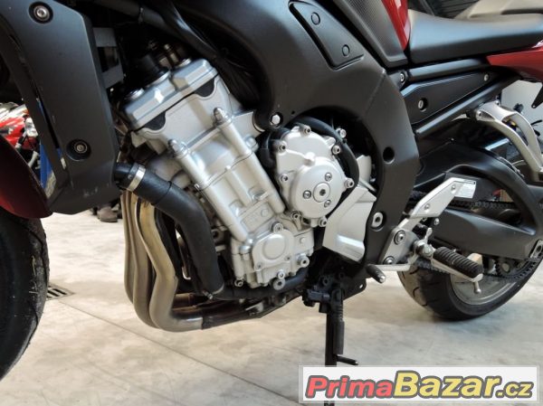 Yamaha FZ 1 Fazer, silniční cestovní