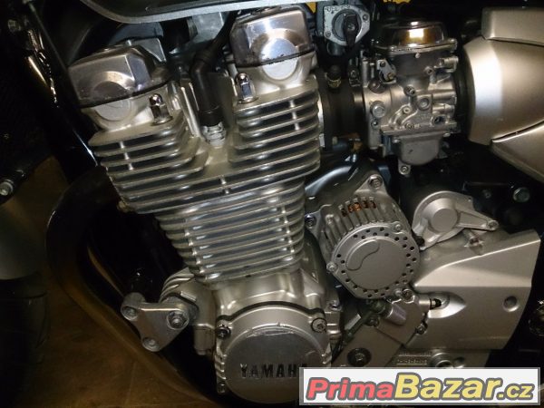 Yamaha XJR1300 Yamaha XJR1300