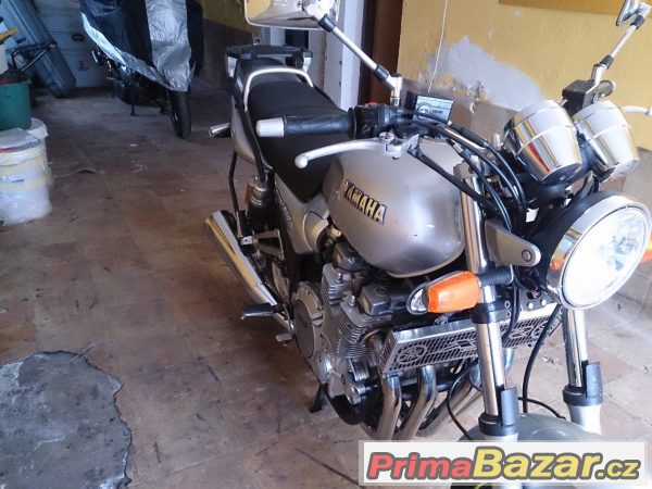 Yamaha XJR1300 Yamaha XJR1300