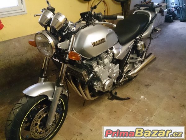 Yamaha XJR1300 Yamaha XJR1300