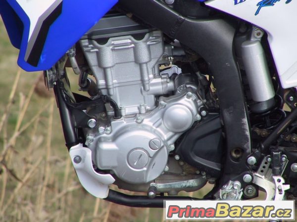 Yamaha WR 250 R, enduro silniční