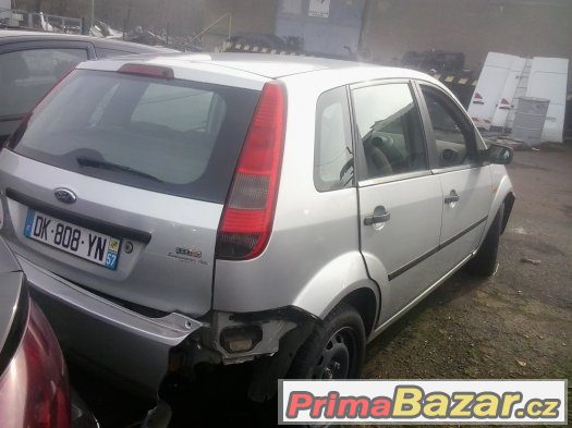 Fiesta 1.4 TDCi rok 2005 - motor OK , vcelku na dily