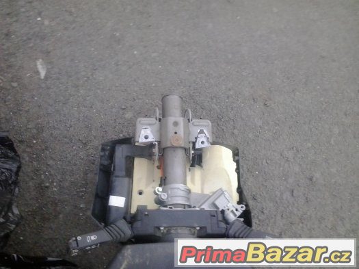 Kompletni palubni deska Zafira 2008 vcetne volantu atd Kompletni palubni deska Zafira 2008 vcetne volantu atd