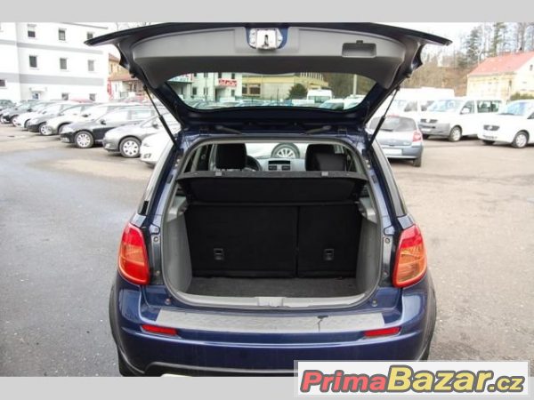 Suzuki SX4, 1.6 4WD, hatchback, benzin