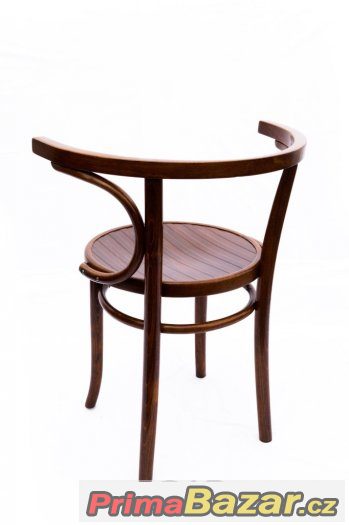 Krásné křesílko značky Thonet, signované, po renovaci Krásné křesílko značky Thonet, signované, po renovaci