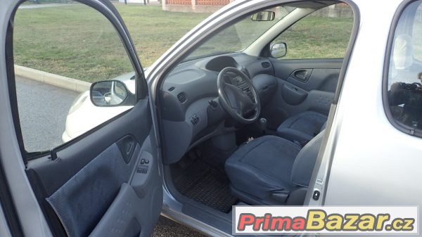 Toyota Yaris Verso VVT-i 1.3