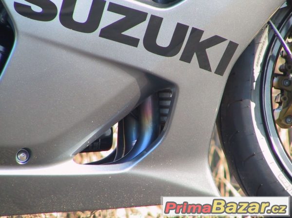 Suzuki GSX-R 1000, silniční sportovní