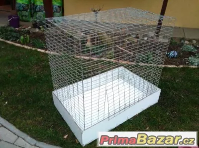 Klec pro papoušky