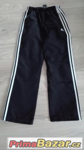 kalhoty-adidas