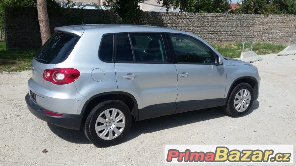 Volkswagen Tiguan nafta 5/2011