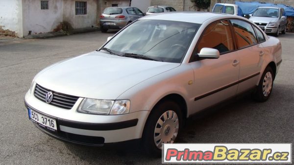 Volkswagen Passat, 1.6i AUTOMAT, sedan, benzín