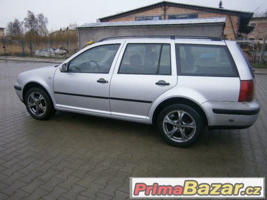 Koupím na golf IV combi zadní levé světlo Koupím na golf IV combi zadní levé světlo