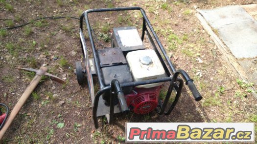 Třífázová elektrocentrála výkon 8,5kw Motor HONDA GX 390 Třífázová elektrocentrála výkon 8,5kw Motor HONDA GX 390