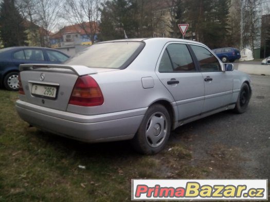 PRODAM NEBO vymenim MERCEDES C 200