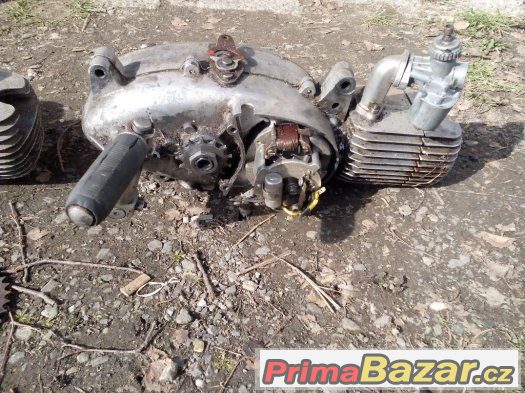 Prodám 2 motory JAWA PIONÍR + náhradni dily Prodám 2 motory JAWA PIONÍR + náhradni dily