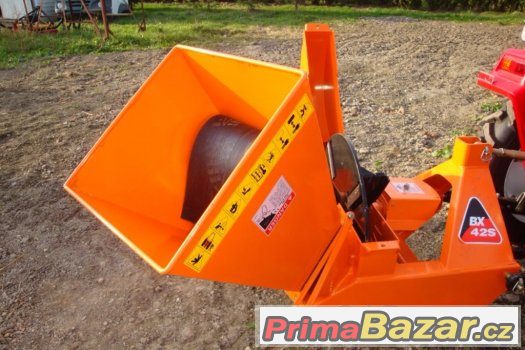 Štěpkovač BX-42S do 10 cm průměru za malotraktor od 18 Hp