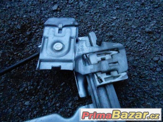 Prodám na Š Octavia I mechanismus stahování okna PP Prodám na Š Octavia I mechanismus stahování okna PP