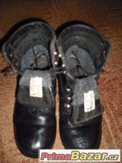 Kožené zimní kotníkové boty vel.42