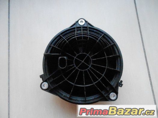 Prodám otevírání 5-tých dveří VW Golf VI, Passat, Eos Prodám otevírání 5-tých dveří VW Golf VI, Passat, Eos