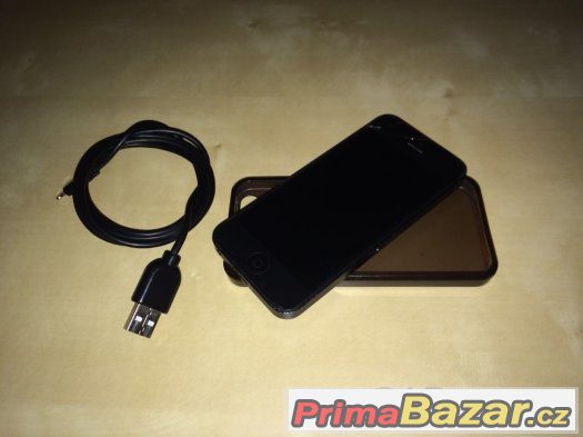 Apple iPhone 5 32GB černý - v rohu prasklý display