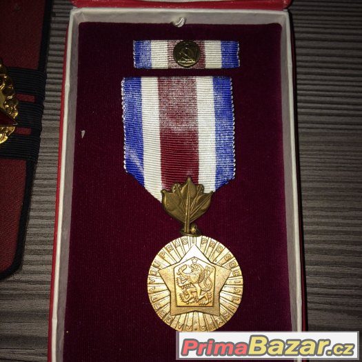 Řády Řády