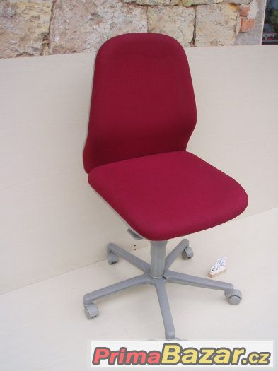 Židle pístová-bordo