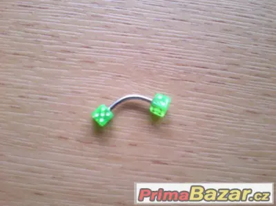 Piercingy do obočí