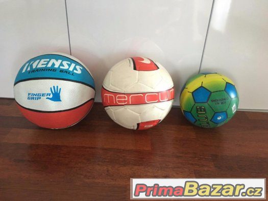 Fotbal a basketbal míč