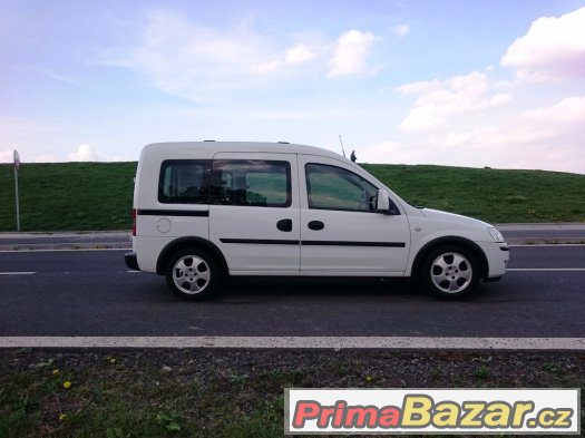 Opel Combo 1.3 CDTi, ALU, serviska, nové turbo, 2x šoupačky