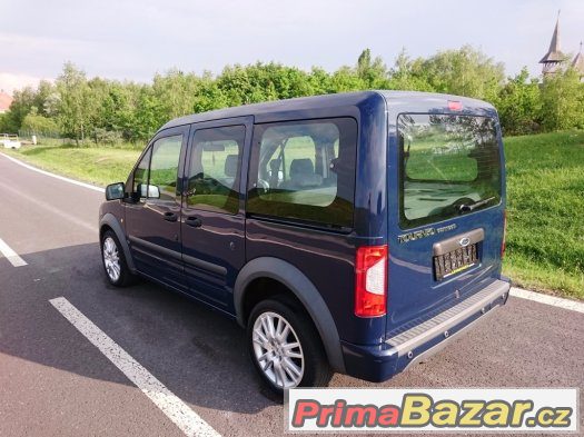 Ford Tourneo Connect 1.8 TDCi - 81kW, serviska, ALU17,záruka