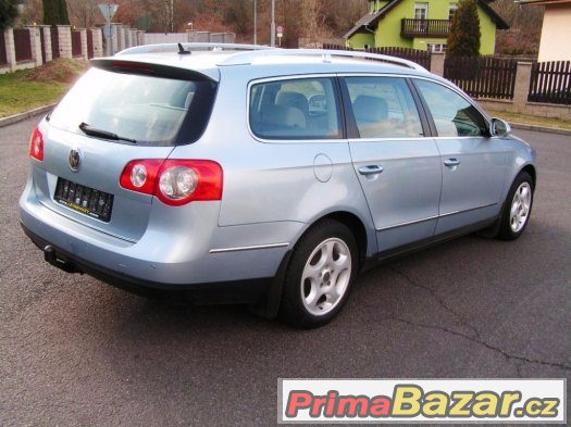 VW Passat kombi 2.0 TDi - 103kW, HIGHLINE, serviska, ALU