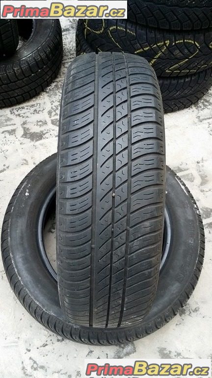 2x pneu Michelin  175/65 r15 84T