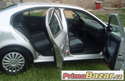 Škoda Octavia 1.6 75KW r. 2002, bez koroze,facelift Škoda Octavia 1.6 75KW r. 2002, bez koroze,facelift